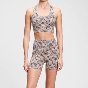 Gap Sky high eclipse bike shorts
